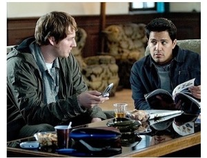 hostel-movie-stills-derek-richardson-and-jay-hernandez_3472425-400x305